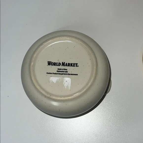 World Market lidded soup bowl - Picture 5 of 5